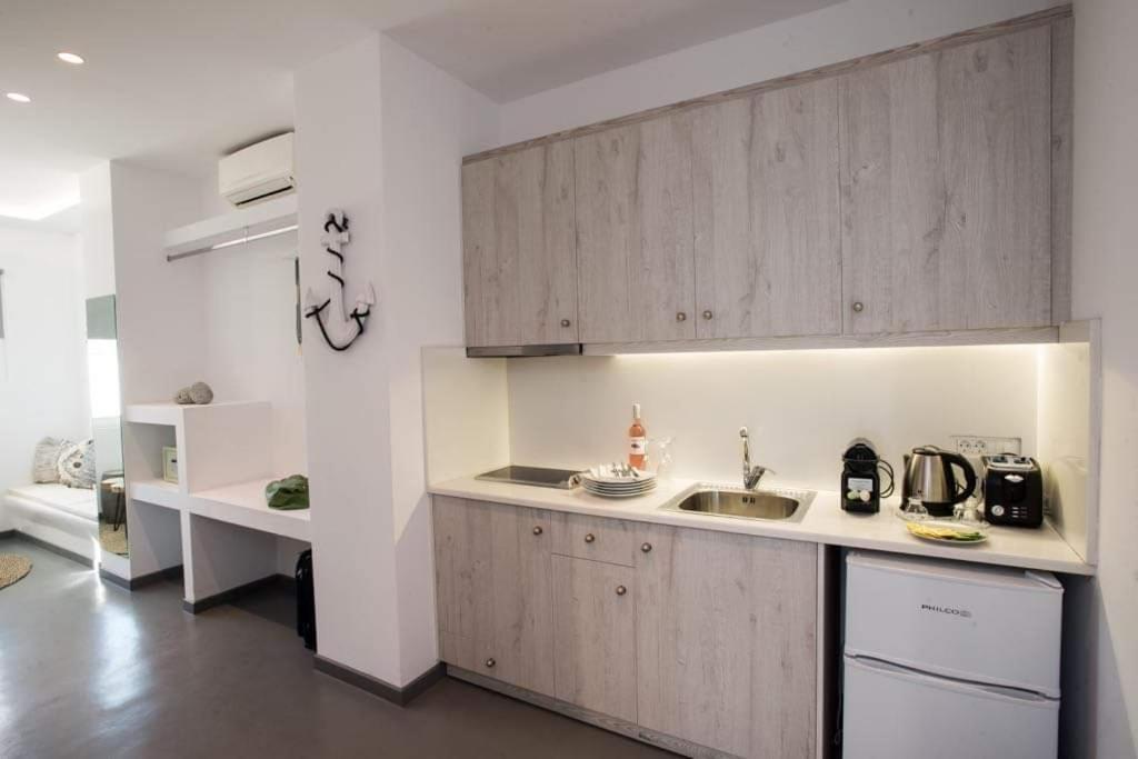 Jonaz Rooms & Suites Mykonos Town Esterno foto